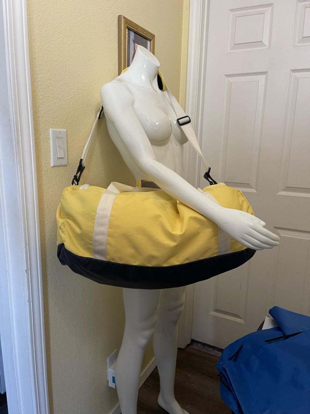 RARE Lands' End Yellow Canvas Tote with White Straps and Black Base